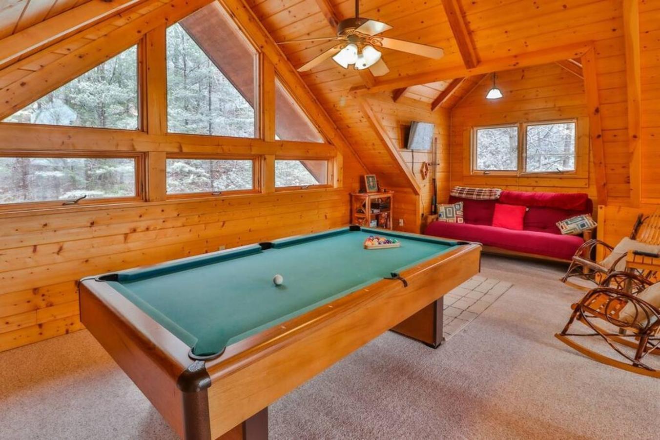 Romantic, Honeymoon Cabin In The Smokies! แกตลิงเบิร์ก ภายนอก รูปภาพ