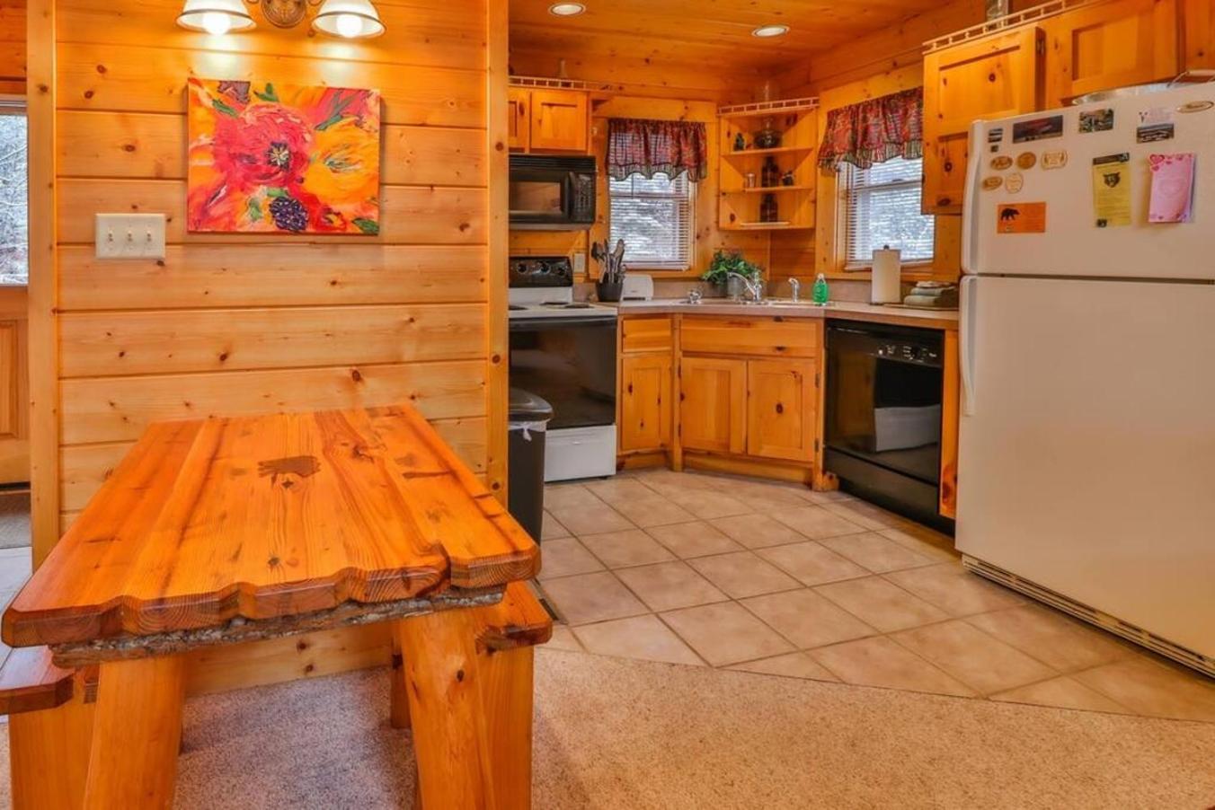 Romantic, Honeymoon Cabin In The Smokies! แกตลิงเบิร์ก ภายนอก รูปภาพ