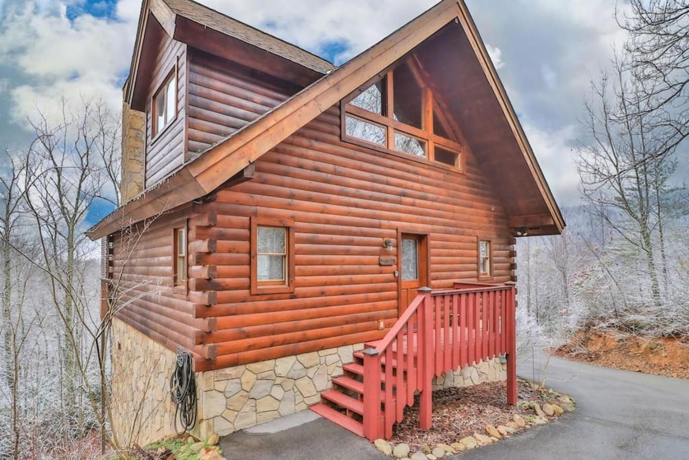 Romantic, Honeymoon Cabin In The Smokies! แกตลิงเบิร์ก ภายนอก รูปภาพ